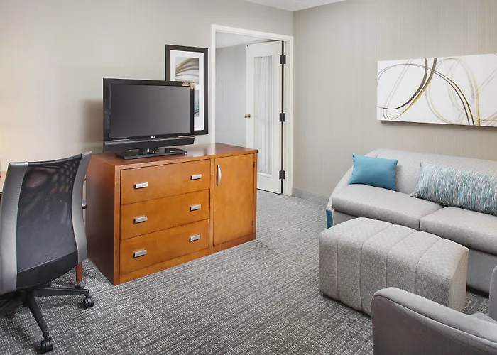 Courtyard By Marriott Ann Arbor
